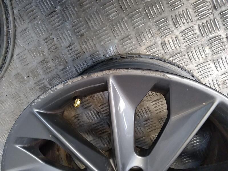 Recambio de juego llantas aluminio para seat ibiza (6j5) style tech referencia OEM IAM 7X16 5 TORN ET43 ALUMINIO ROZADAS