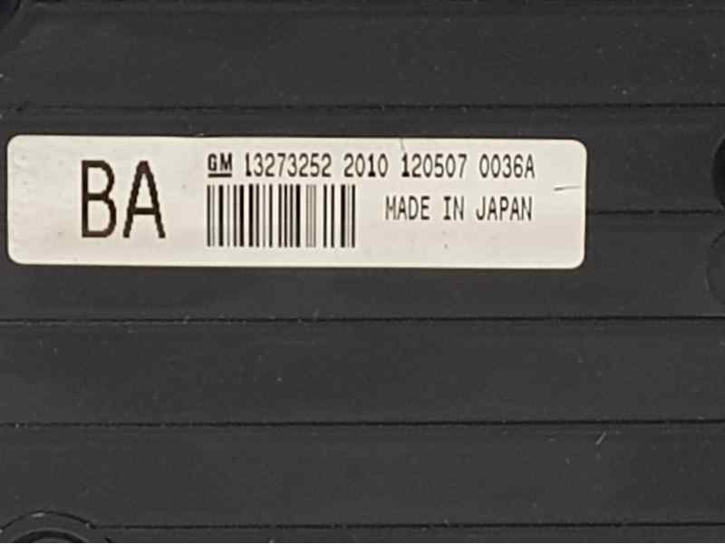 Recambio de mando radio para opel insignia berlina selective referencia OEM IAM 13273252  