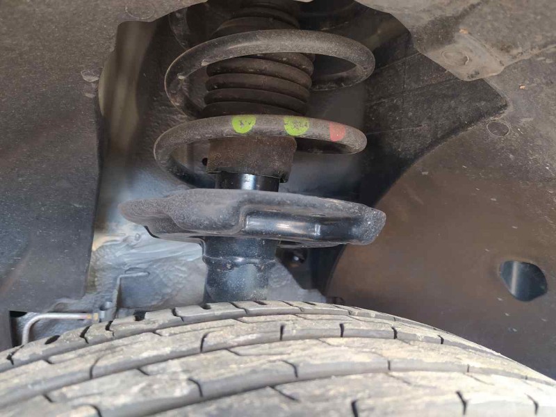 Recambio de amortiguador delantero izquierdo para dacia sandero stepway essential referencia OEM IAM 543028508R  