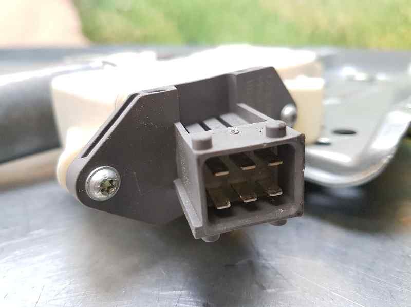 Recambio de elevalunas delantero derecho para toyota avensis berlina (t25) 1.8 sol sedán (4-ptas.) referencia OEM IAM 6981005050