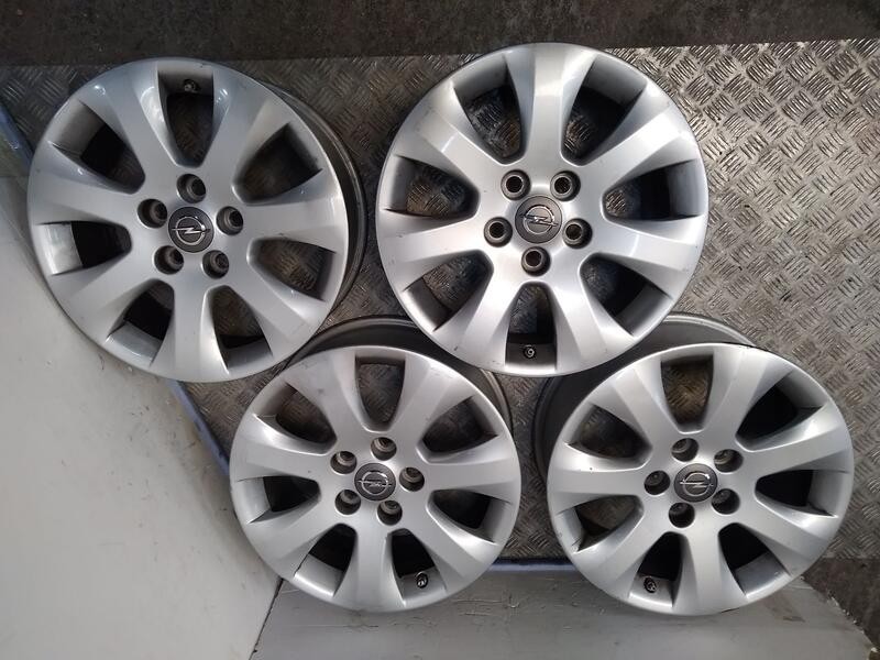 Recambio de juego llantas aluminio para opel insignia berlina selective referencia OEM IAM 7X17 5 TORN ET41 ALUMINIO ROZADAS