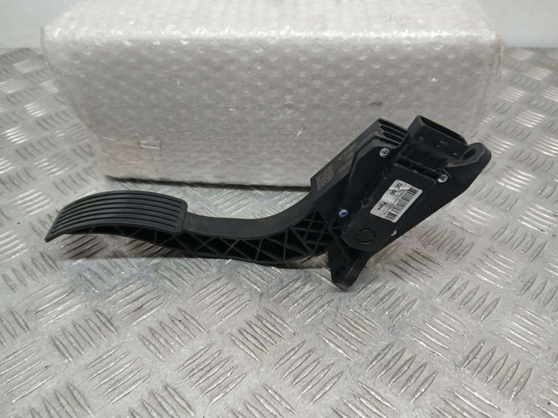 Recambio de potenciometro pedal para dr 5.0 hybrido glp referencia OEM IAM 204000516AA  