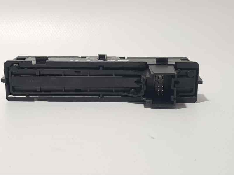 Recambio de mando multifuncion para opel insignia berlina selective referencia OEM IAM 13324594  