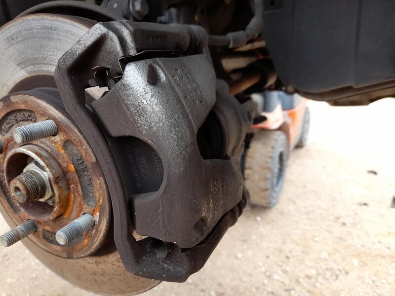 Recambio de pinza freno delantera derecha para ford ka+ iii (uk, fk) 1.2 ti-vct referencia OEM IAM 1893878  