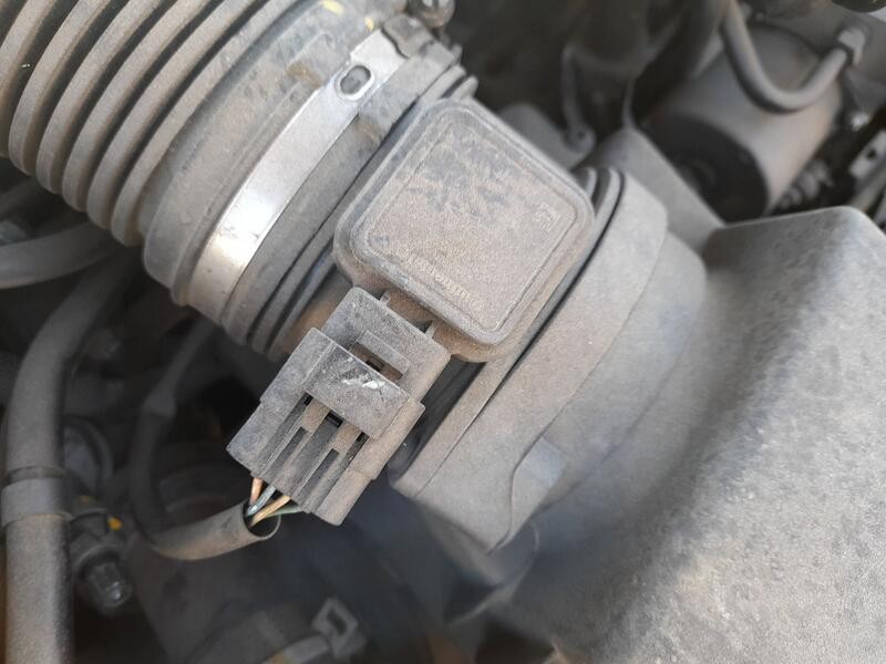 Recambio de caudalimetro para peugeot 508 i (8d_) 2.0 hdi referencia OEM IAM 1920HH  