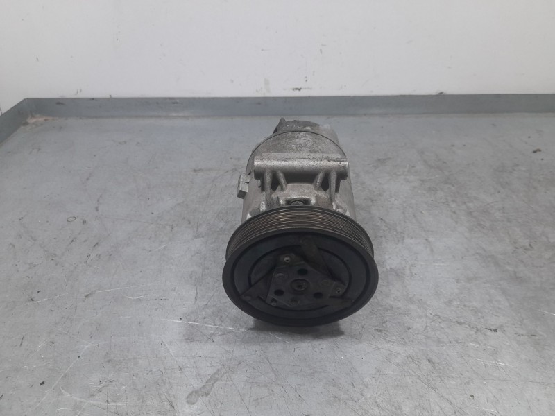 Recambio de compresor aire acondicionado para renault scénic ii (jm0/1_) 1.5 dci (jm1e, jm16) referencia OEM IAM 01140543  