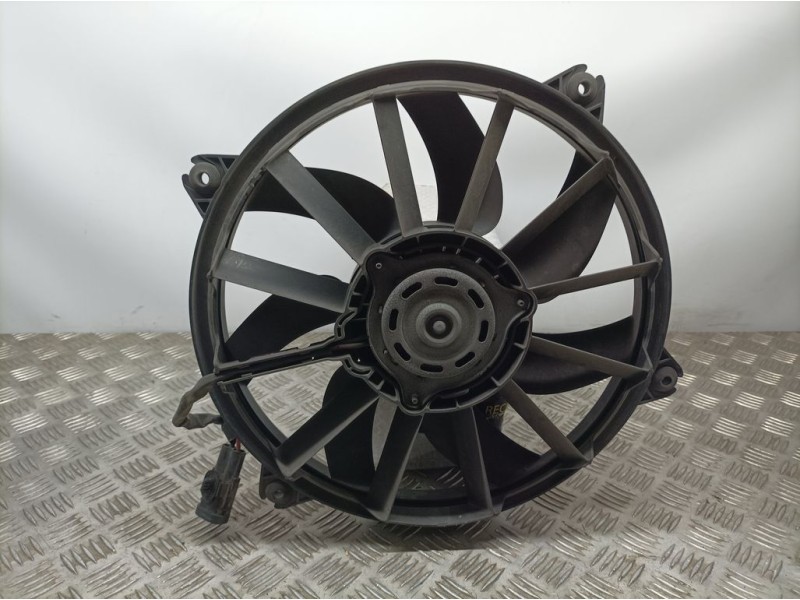 Recambio de electroventilador para peugeot 307 berlina (s2) xs referencia OEM IAM 874716T  VALEO