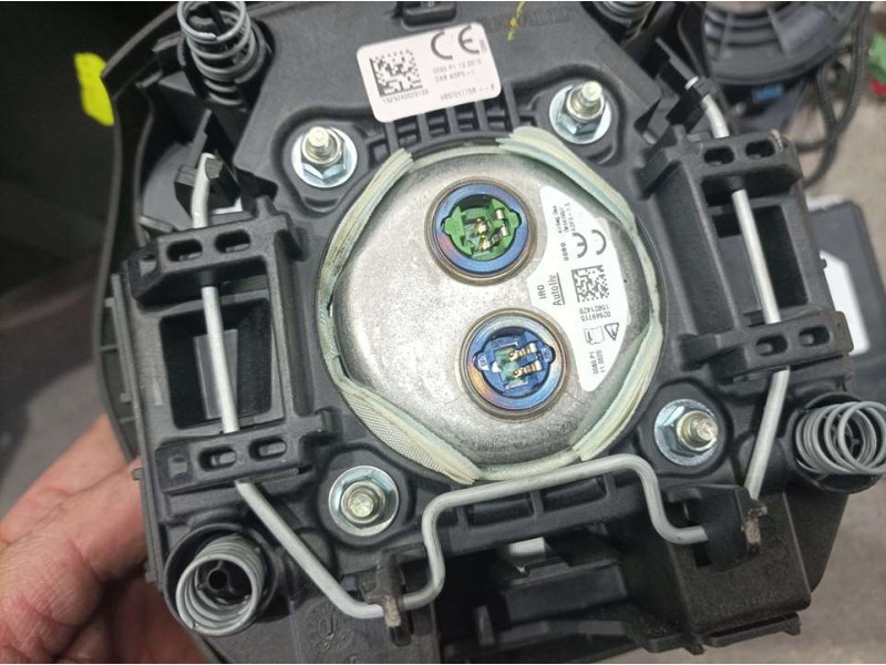 Recambio de kit airbag para renault kadjar experience referencia OEM IAM 985700230R  C/ SALPICADERO Y SIN PRETENSORES