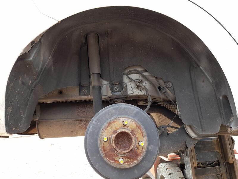 Recambio de plastico pase rueda tras. dch. para ford ka+ iii (uk, fk) 1.2 ti-vct referencia OEM IAM 2232277  