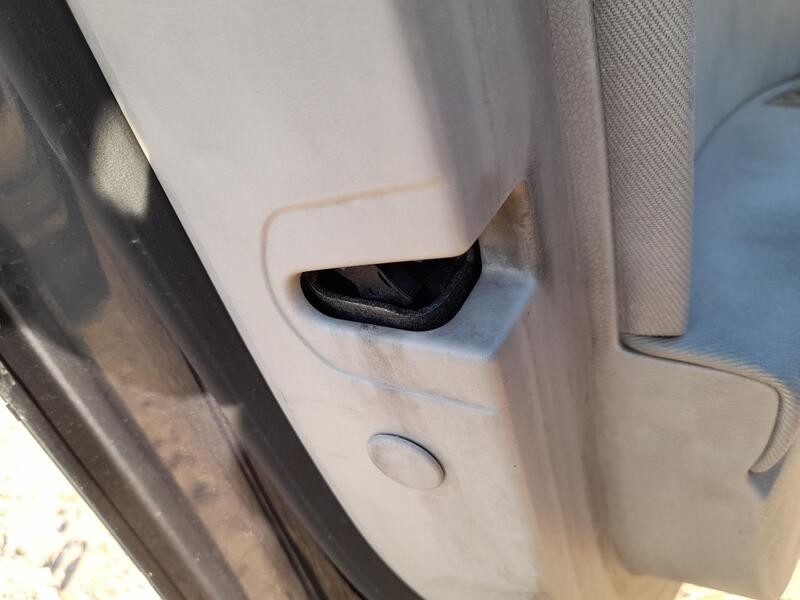 Recambio de cerradura puerta delantera izquierda para peugeot 508 i (8d_) 2.0 hdi referencia OEM IAM 9819263080  