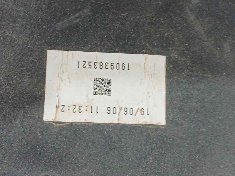 Recambio de paragolpes trasero para toyota rav4 hybrid 4x4 advance referencia OEM IAM 1909383521  TOCADO