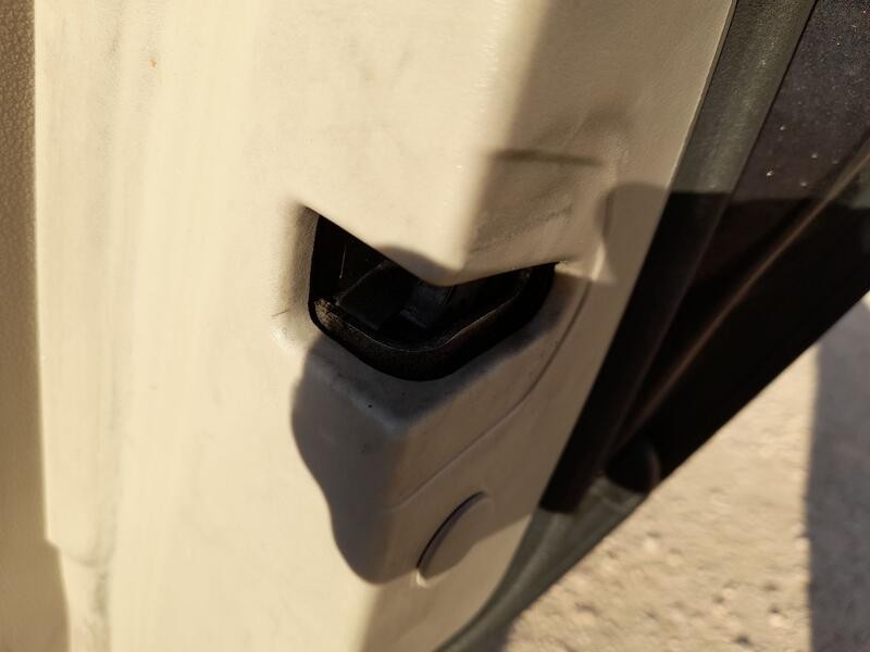 Recambio de cerradura puerta trasera derecha para peugeot 508 i (8d_) 2.0 hdi referencia OEM IAM 9819263380  