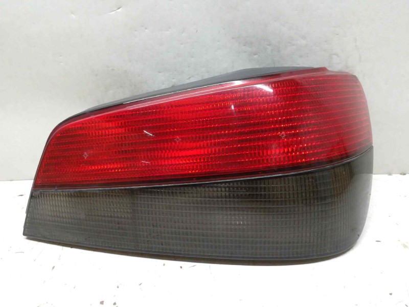 Recambio de piloto trasero derecho para peugeot 306 berlina 3/4/5 puertas (s2) 1.9 turbodiesel cat referencia OEM IAM   