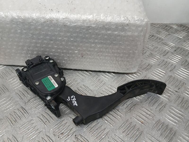 Recambio de potenciometro pedal para volkswagen polo (6r1) advance referencia OEM IAM 6Q1721503M  6PV00849641