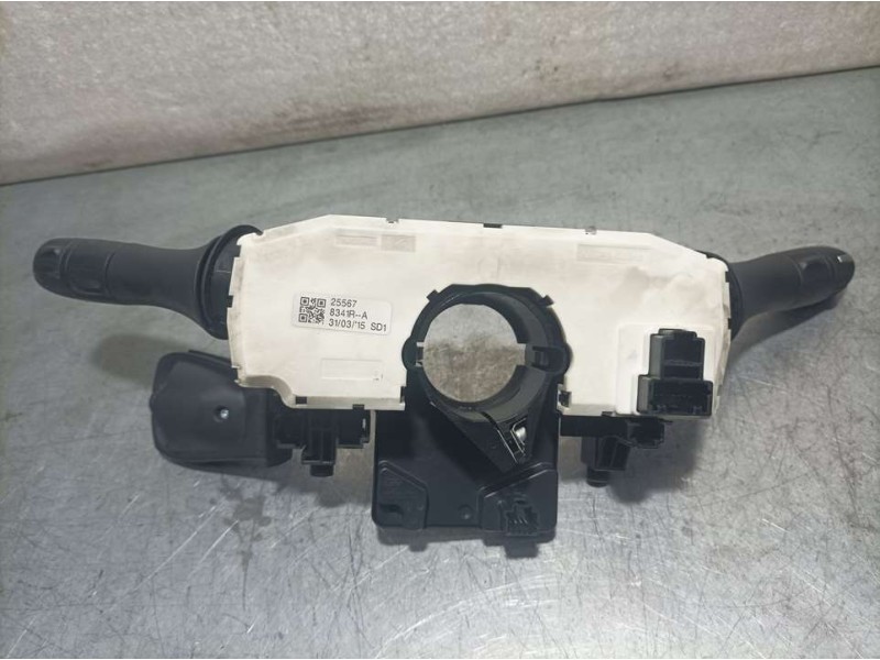 Recambio de mando luces y limpia para renault kadjar experience referencia OEM IAM 255678341R  