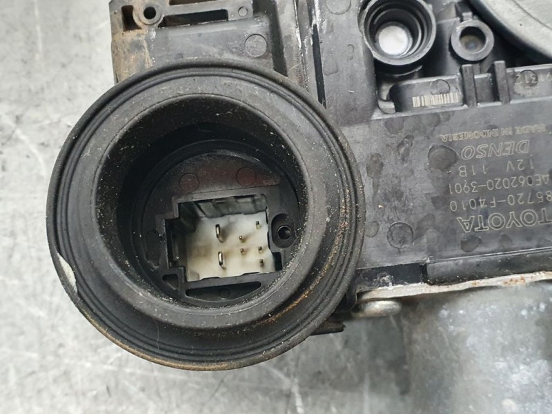 Recambio de elevalunas delantero izquierdo para toyota c-hr hybrid style plus referencia OEM IAM 85720F4010 AE0620203901 DENSO E