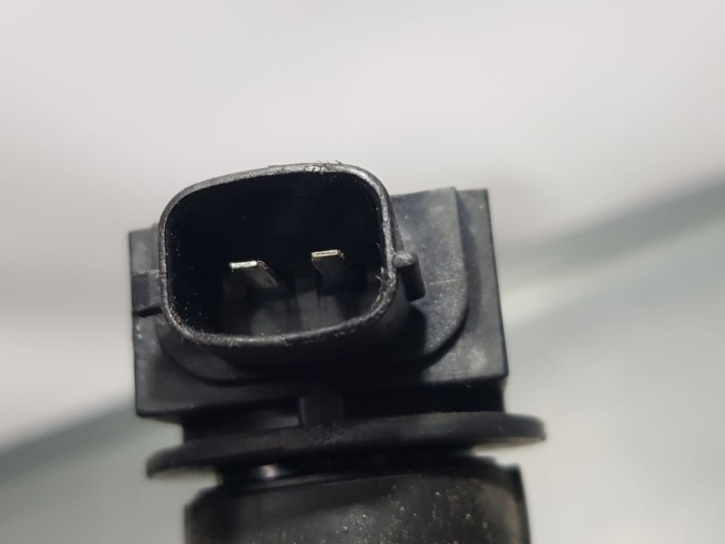 Recambio de bobina encendido para kia venga basic referencia OEM IAM 273012B010  