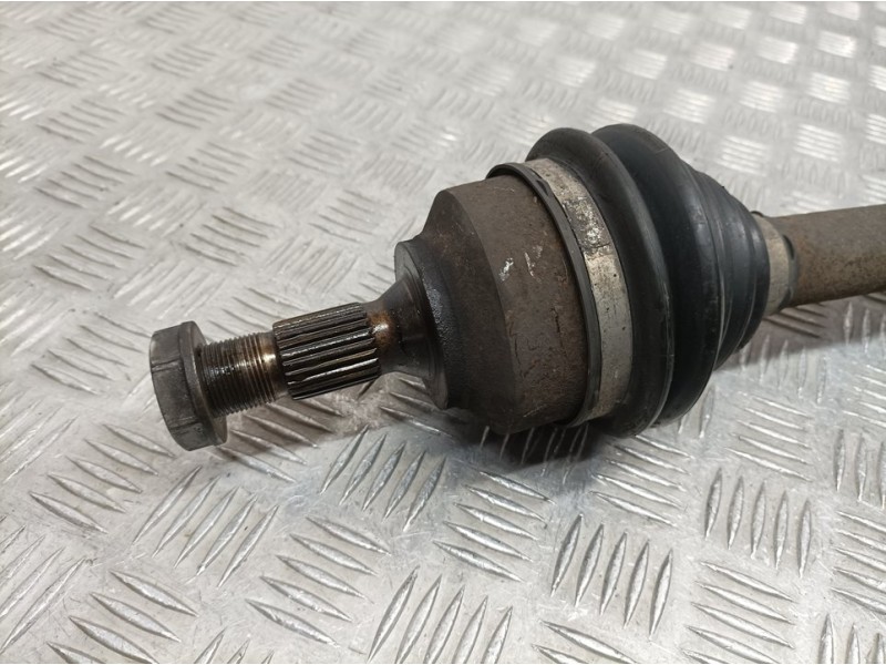 Recambio de transmision delantera izquierda para peugeot 308 confort referencia OEM IAM 9800387380  