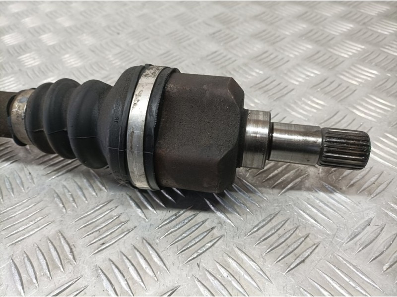 Recambio de transmision delantera izquierda para peugeot 308 confort referencia OEM IAM 9800387380  