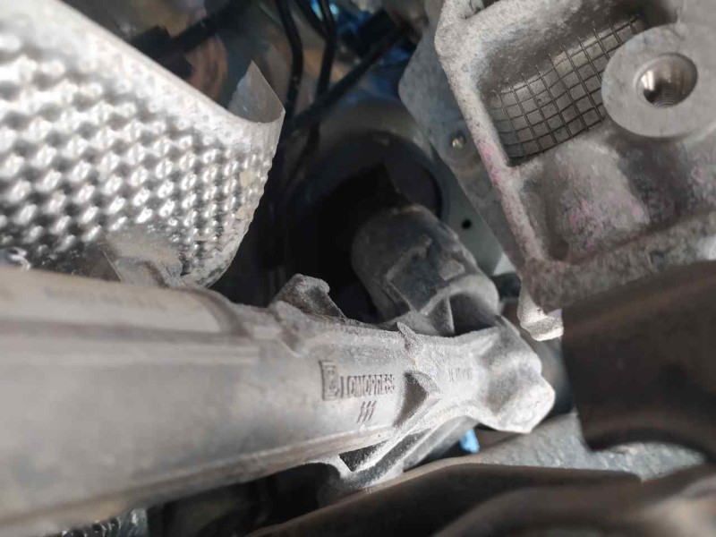 Recambio de cremallera direccion para dacia sandero stepway essential referencia OEM IAM 490017750R  MECANICA