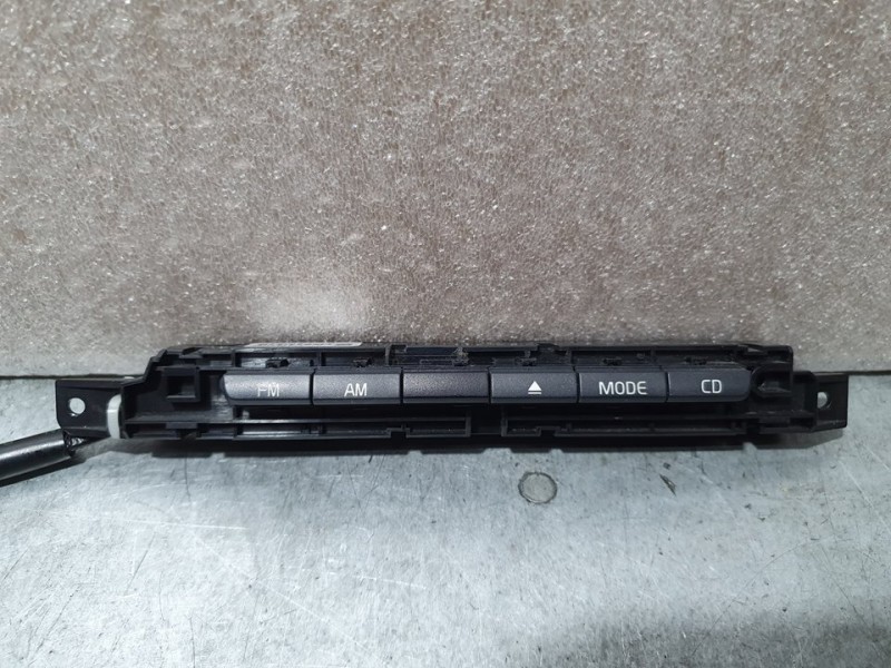 Recambio de mando multifuncion para volvo xc60 kinetic 2wd referencia OEM IAM 31300019  