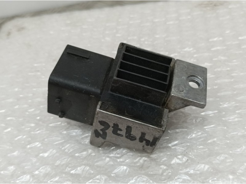 Recambio de caja precalentamiento para renault kangoo expression referencia OEM IAM 110678071R  NAGARES