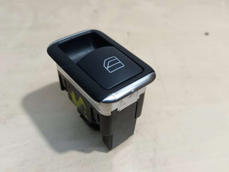 Recambio de mando elevalunas delantero derecho para mercedes-benz clase b (w246) b 200 cdi be (246.201) referencia OEM IAM A2049