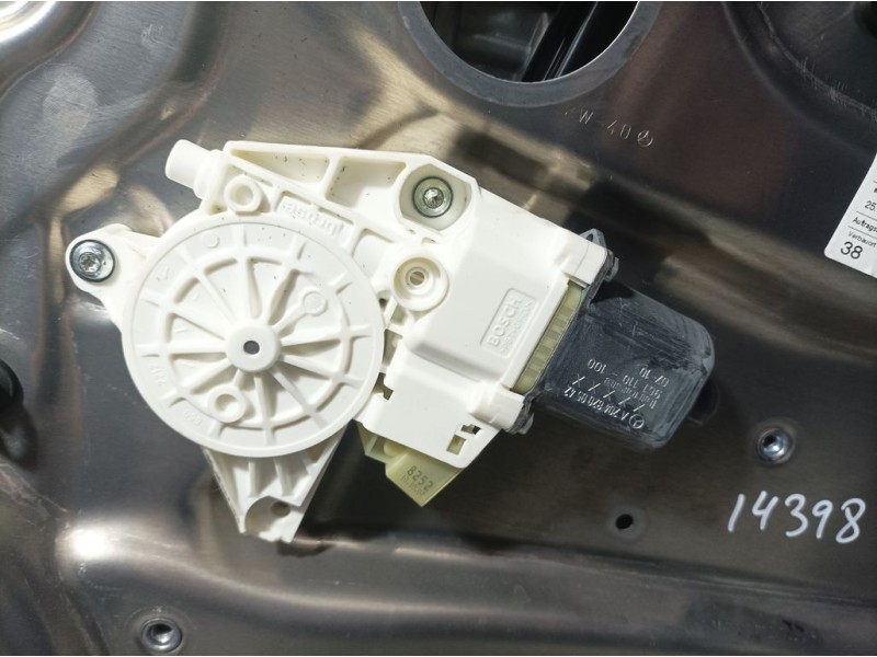 Recambio de elevalunas trasero derecho para mercedes-benz clase c (w204) berlina c 220 cdi (204.008) referencia OEM IAM A2047600