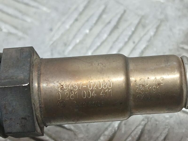 Recambio de sonda lambda para toyota auris active referencia OEM IAM 8946702080  0281004411