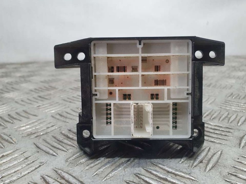 Recambio de palanca freno de mano para toyota c-hr hybrid style plus referencia OEM IAM CZ2630  C/N MANDO MULTIFUCION