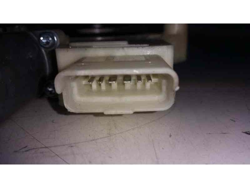 Recambio de elevalunas trasero derecho para peugeot 308 active referencia OEM IAM  6 PINS ELECTRICO