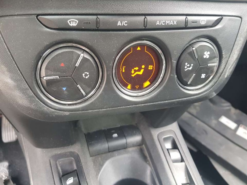 Recambio de mando climatizador para citroën c-elysée exclusive referencia OEM IAM 96746550ZD DENSO SN114601