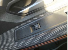 Recambio de mando elevalunas delantero derecho para dacia sandero stepway essential referencia OEM IAM 254118044R  