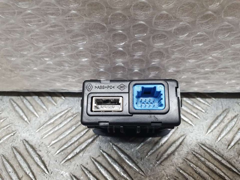 Recambio de modulo electronico para renault scenic iii dynamique referencia OEM IAM 280230006R  