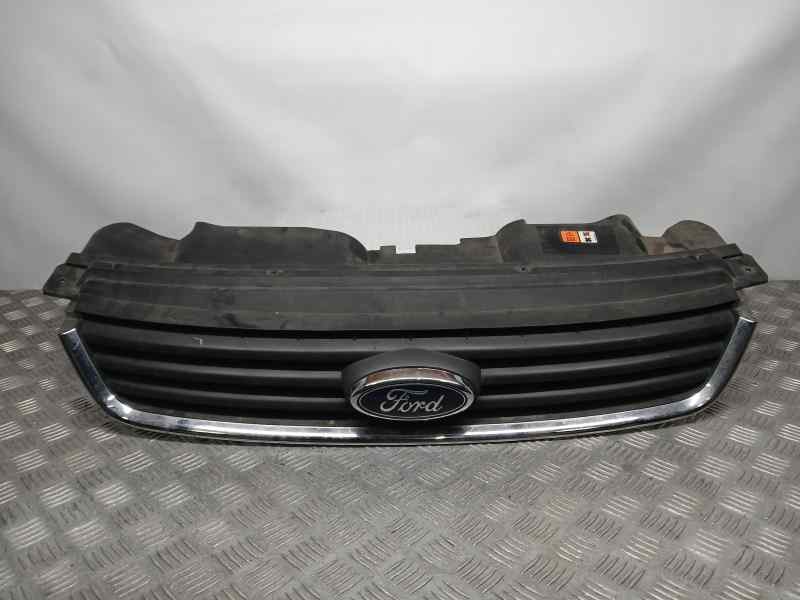 Recambio de rejilla delantera para ford kuga (cbv) titanium referencia OEM IAM 8V41R7081A  