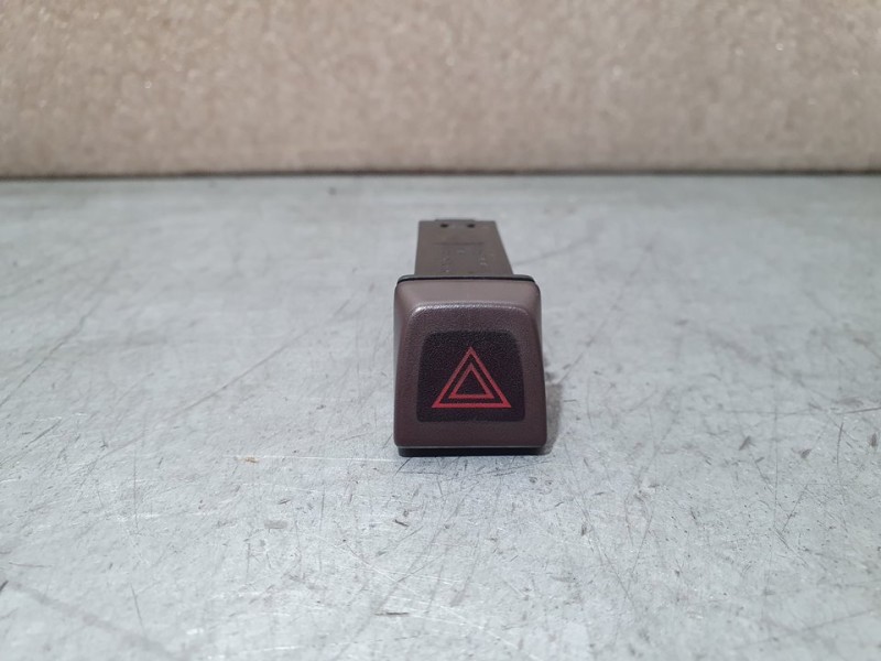 Recambio de warning para volvo xc60 kinetic 2wd referencia OEM IAM 30739296  