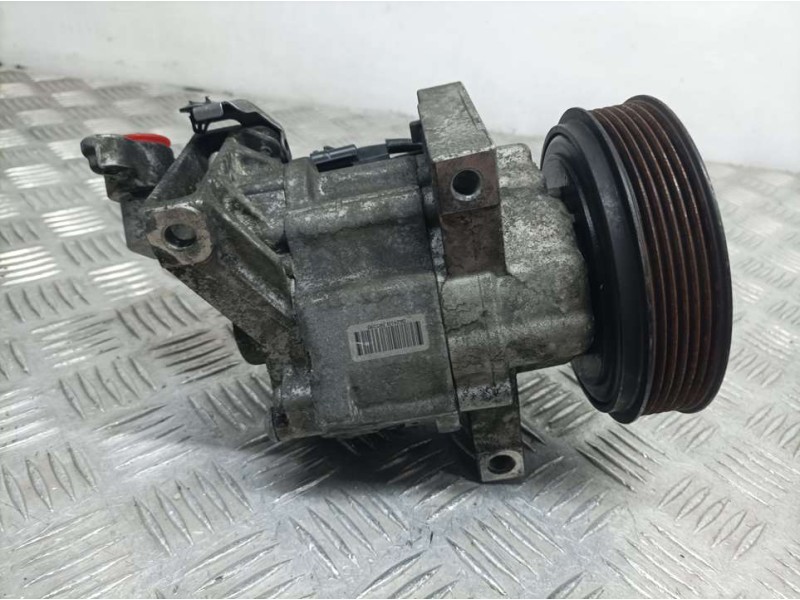 Recambio de compresor aire acondicionado para dacia lodgy ambiance referencia OEM IAM 9260091154R 3100812500 VALEO