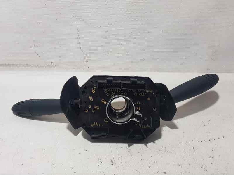 Recambio de mando luces y limpia para ford ka (ccu) urban referencia OEM IAM 07355593080 47143 