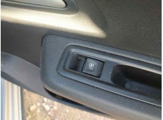 Recambio de mando elevalunas trasero derecho para dacia sandero stepway essential referencia OEM IAM 254118439R  