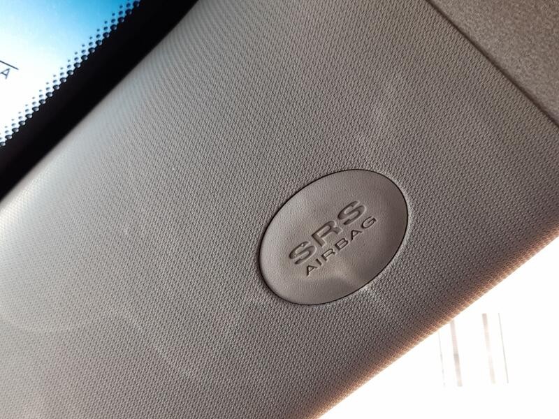 Recambio de airbag cortina delantero derecho para ssangyong tivoli 1.2 referencia OEM IAM 8622035000  