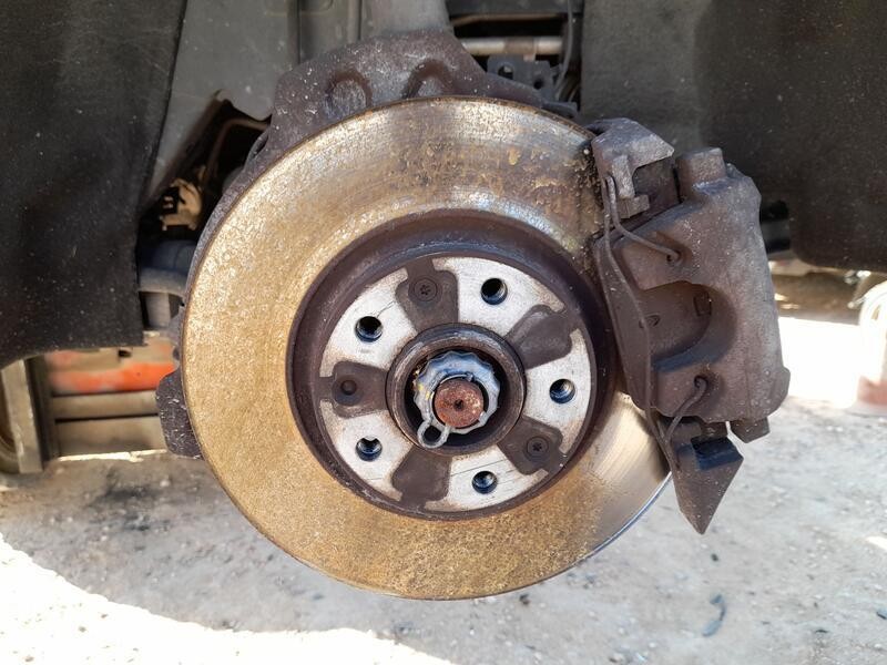 Recambio de mangueta delantera derecha para peugeot 508 i (8d_) 2.0 hdi referencia OEM IAM 1640790580  