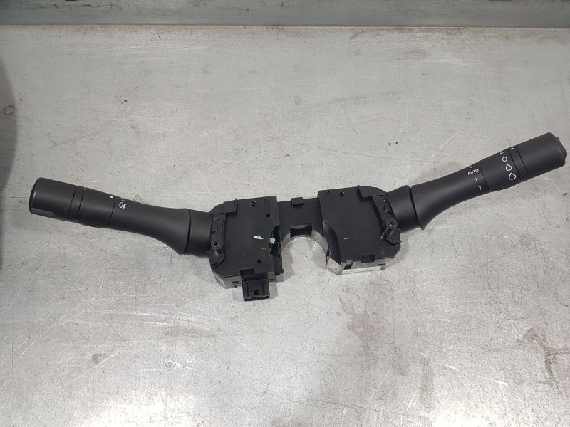 Recambio de mando luces y limpia para renault fluence (l3_) 1.5 dci (l30d, l30l, l306, l33f, l33l, l33m, l33v, l33w) referencia 