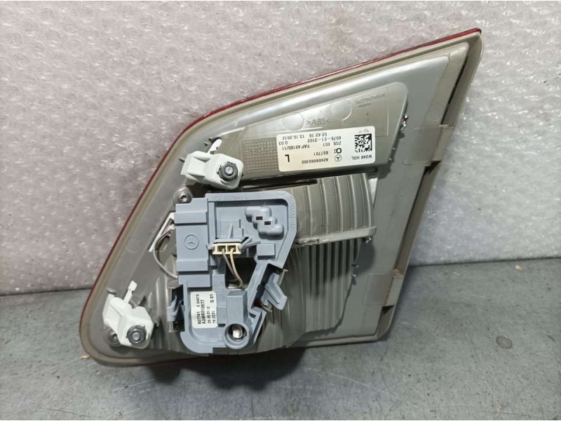 Recambio de piloto trasero izquierdo para mercedes-benz clase b (w246) b 200 cdi be (246.201) referencia OEM IAM 02469066300  IN