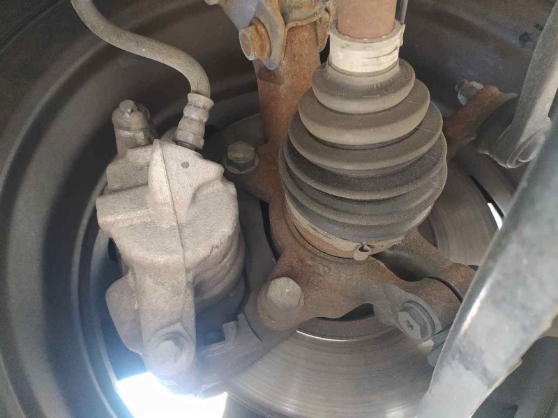 Recambio de mangueta delantera derecha para dacia sandero stepway essential referencia OEM IAM 400141515R  