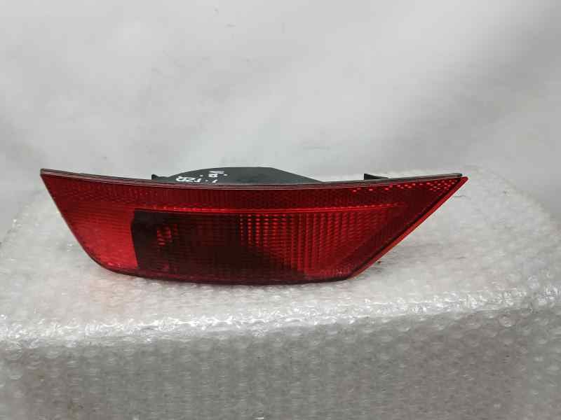 Recambio de piloto trasero izquierdo paragolpes para ford kuga (cbv) titanium referencia OEM IAM 8V4115K273AB  ROZADO