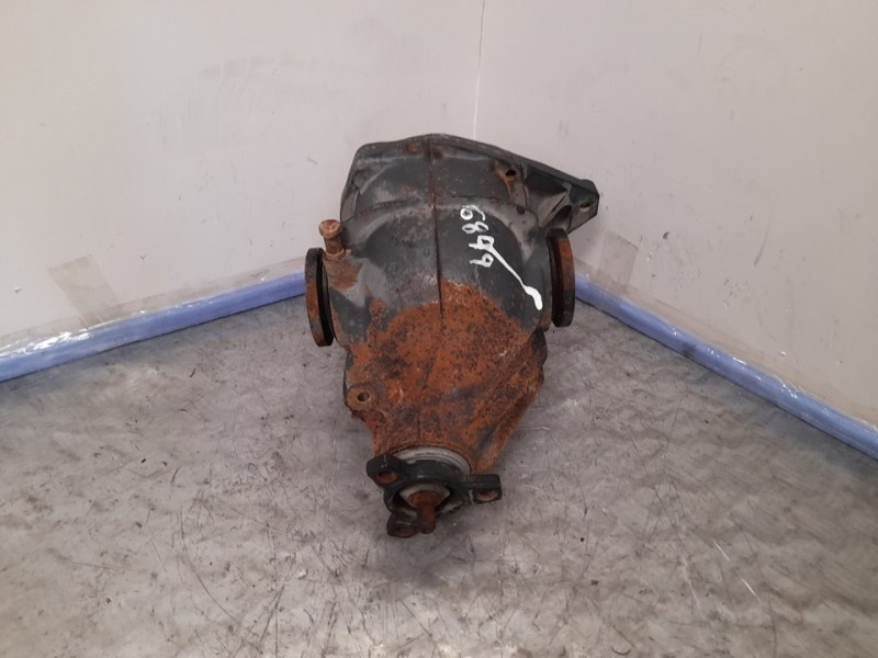 Recambio de diferencial trasero para iveco daily caja abierta / volquete 2.8 diesel referencia OEM IAM 0210410  