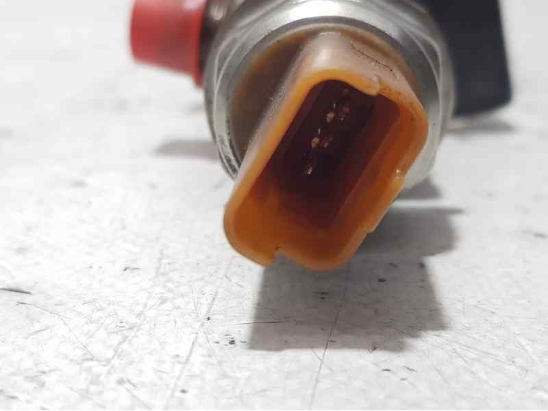 Recambio de rampa inyectora para peugeot 208 1.6 16v hdi fap referencia OEM IAM 9804776780 0445214318 BOSCH