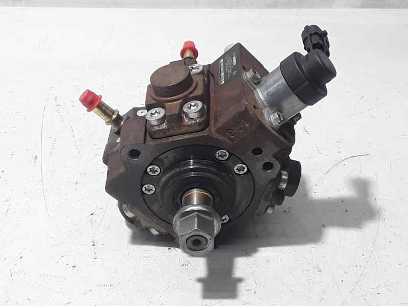 Recambio de bomba alta presion para peugeot 207 1.4 hdi referencia OEM IAM 96833703780A 0445010102 BOSCH