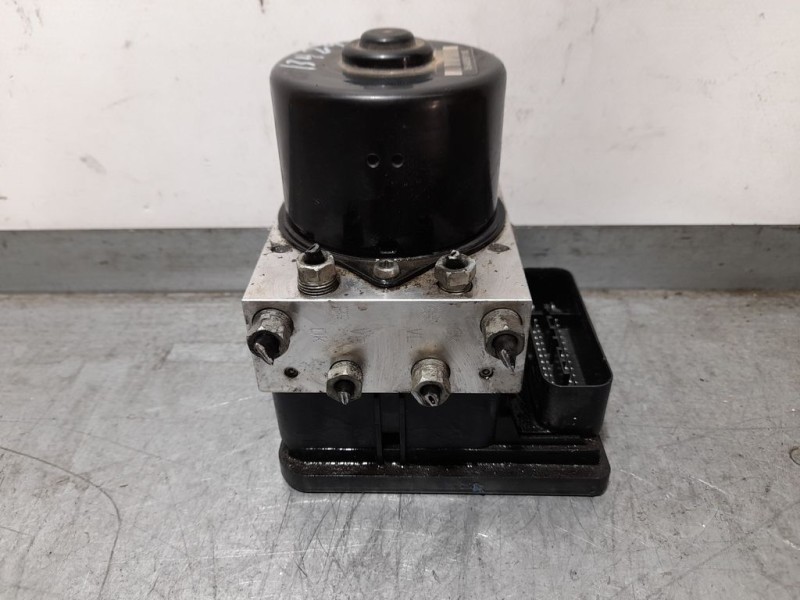 Recambio de abs para opel zafira b cosmo referencia OEM IAM 10096005593 ATE 