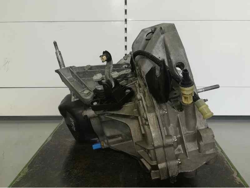 Recambio de caja cambios para dacia sandero laureate referencia OEM IAM JR5351 A005116 5VELOCIDADES